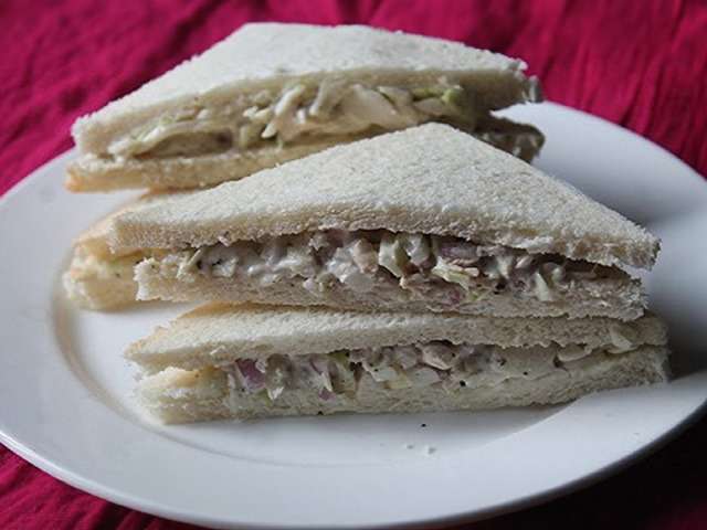 Chicken Mayo Sandwich (Not Grilled)