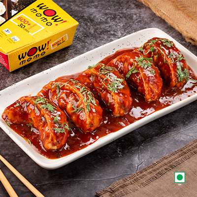 VEG HOT GARLIC PAN FRIED MOMO IN SCHEZWAN SAUCE