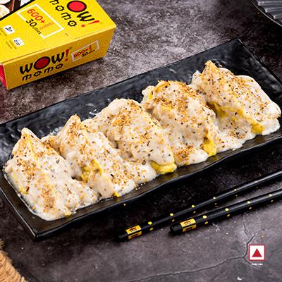 Chicken Delight  Momo in Molten Cheesy Sauce