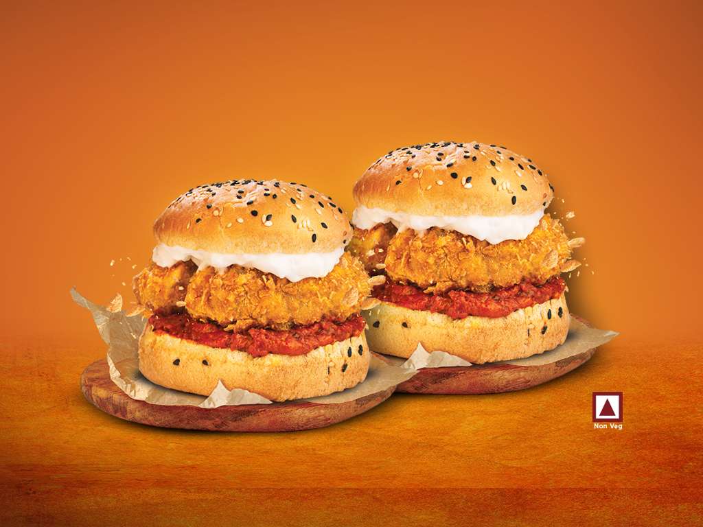 1pcs Veg Kurkure Burger + 1pcs Chicken Kurkure Burger