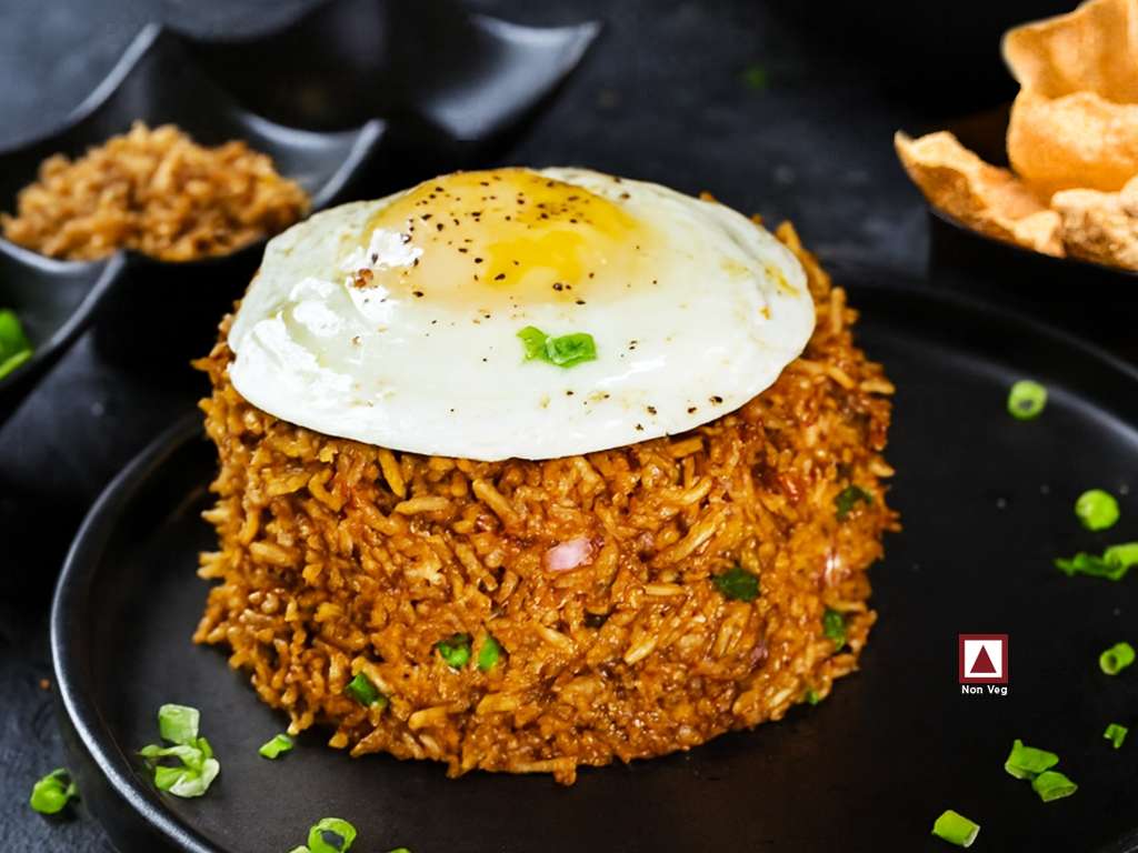 CHICKEN NASI GORENG