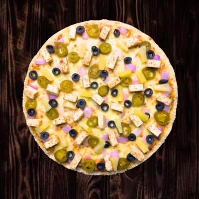 Sweet And Sour Paneer Fusion Pizza