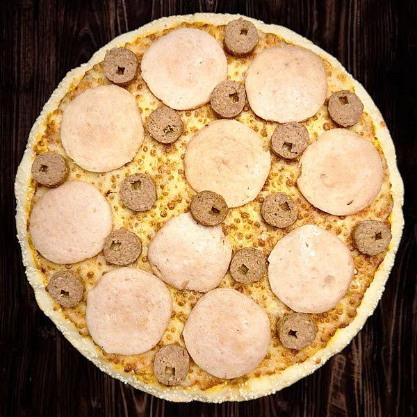 Chicken Seekh & Chicken Salami Pizza (Regular 17.80 Cm )