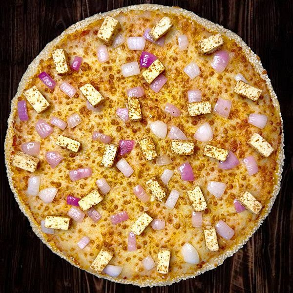 Paneer & Onion Pizza (Regular 17.80 Cm)