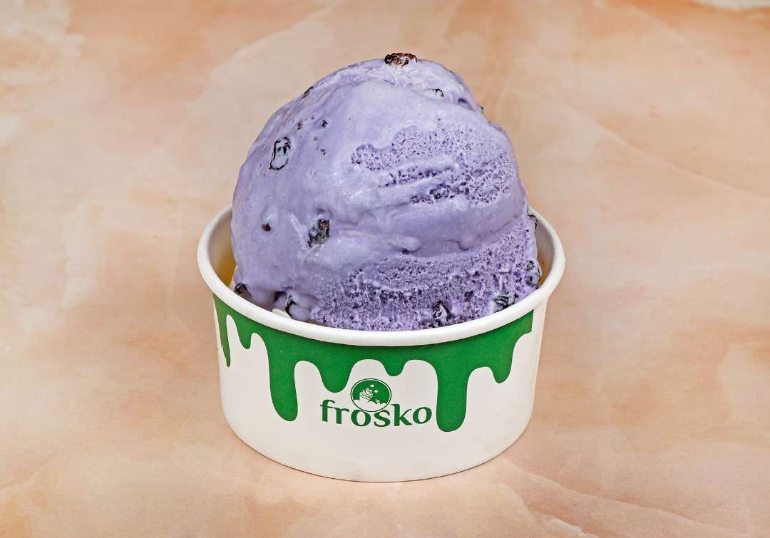 Blackcurrant (single scoop)