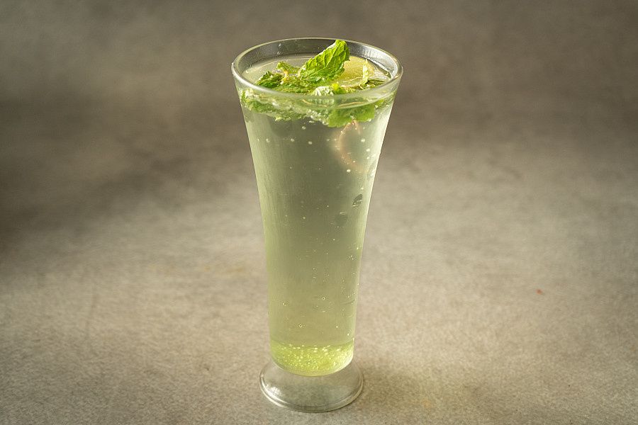 Green Apple Mojito
