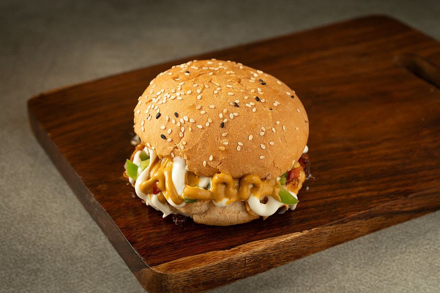 Paneer Tikka Burger