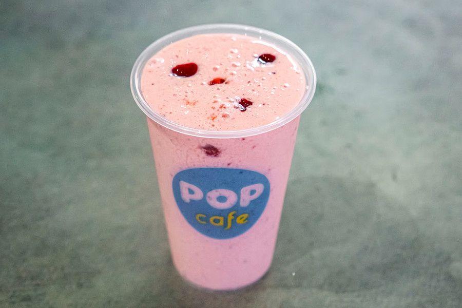 Strawberry Cheese Cake Shakes