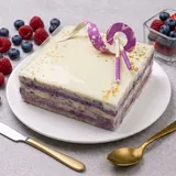 Satin Berry Cake