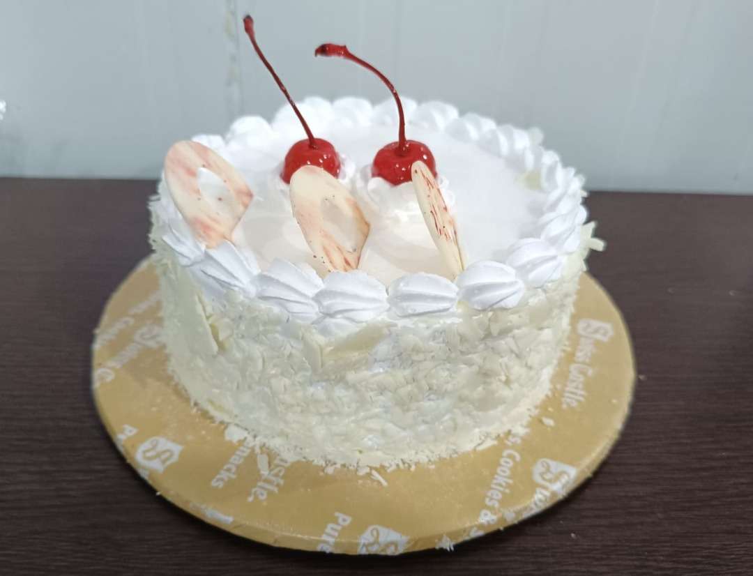 White Forest cake 1/2 kg