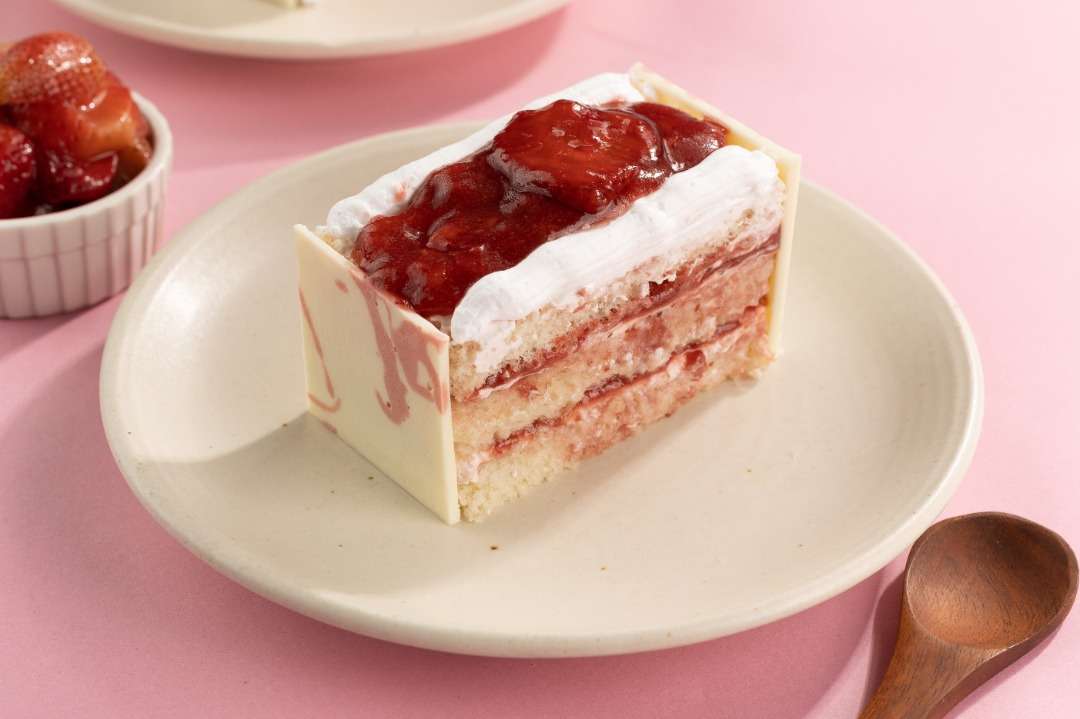 Strawberry bliss pastry
