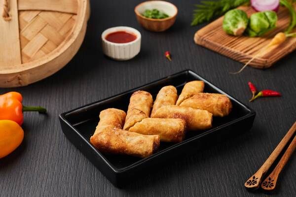 Veg Spring Roll (10 Pcs)