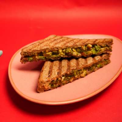 Hot And Sour Chicken Grilled Sandwich
