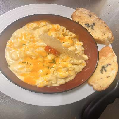 Mac & Cheese Baked Pasta