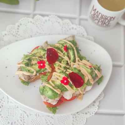 Sourdough Californian Chicken With Avocado