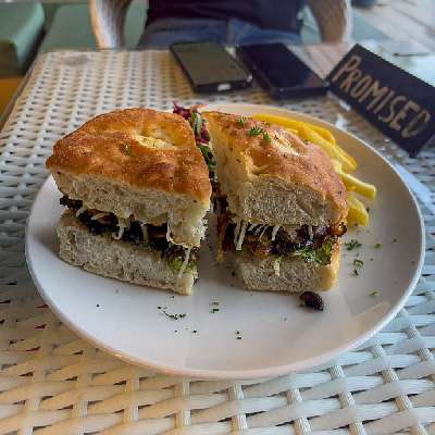 Vegetarian Don't Fret Sandwich
