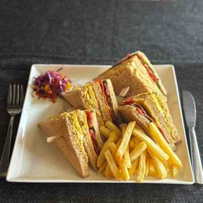Country Club Sandwich