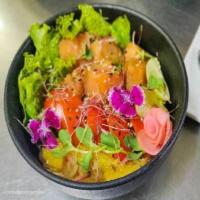 Poke Citrus Salmon