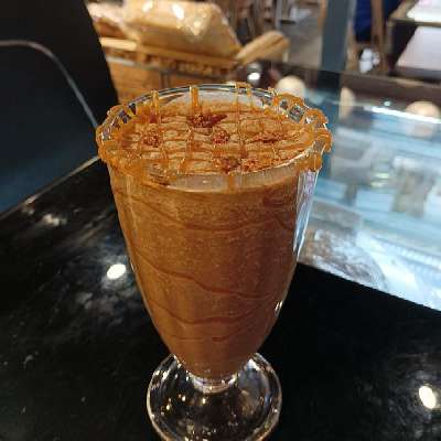 Banana Coffee Salted Caramel Shake