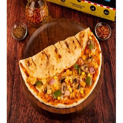Paneer Tikka Pesto Calizza (2 Free Cokes)