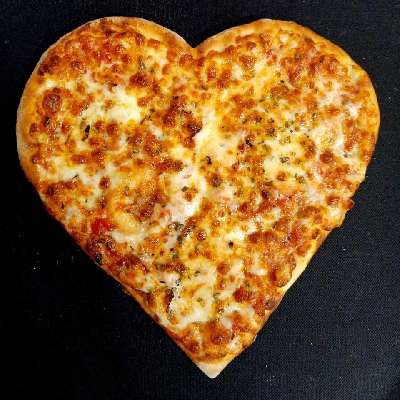 Heart Shape Cheese Pizza