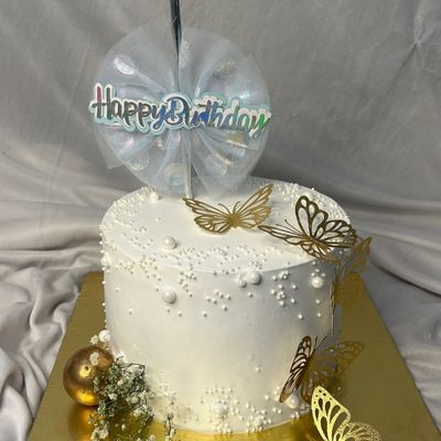 Pearl Wings Cake