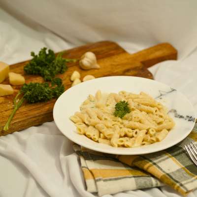 Pasta Alfredo [White Sauce]