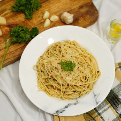 Aglio E Olio Pasta