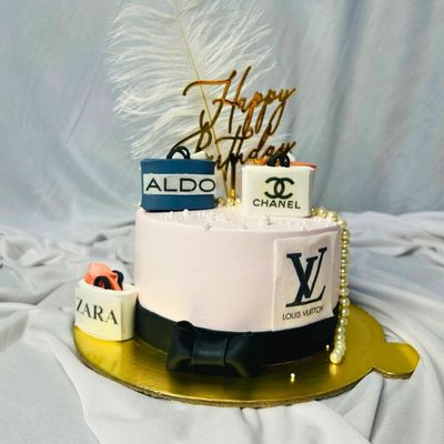 Elite Shopper Cake