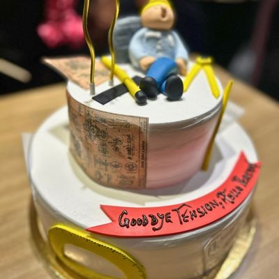 Engineer cake