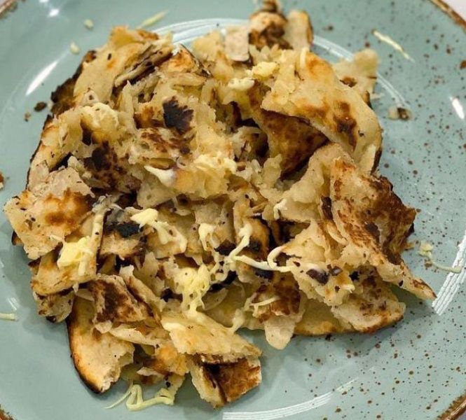 Stuffed Chur Chur Naan [Nikka]