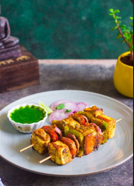 Lahsooni Paneer Tikka