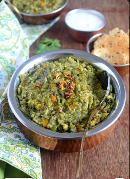 Palak Dal Khichdi