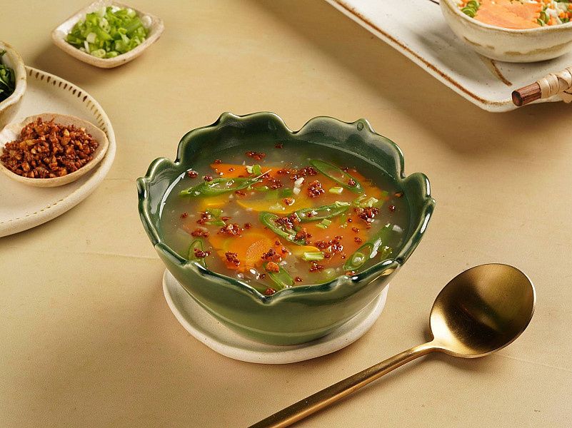 Burnt Garlic Soup