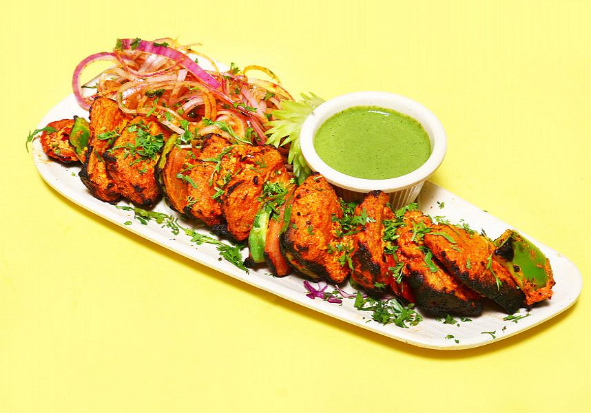 Achari Soya Chaap Tikka