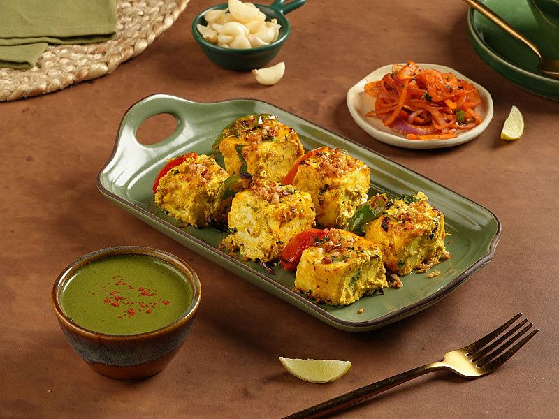 Lahsooni Paneer Tikka