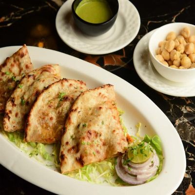 Chole Kulcha Pockets (4 Pcs)