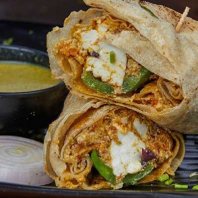Paneer Tikka Roll
