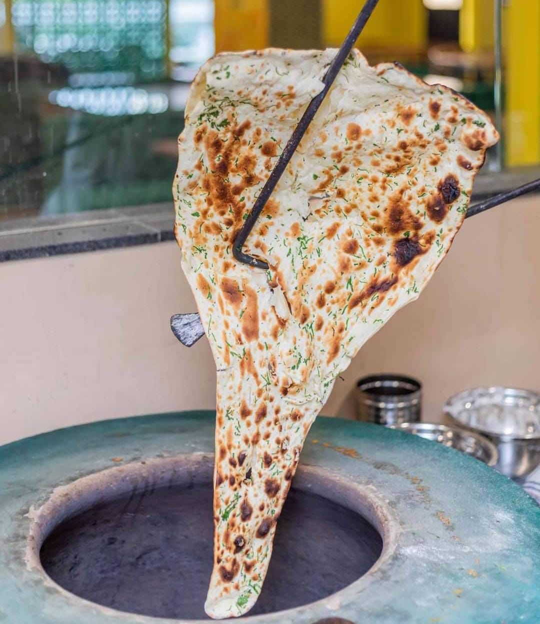 Plain Naan (Without Butter)