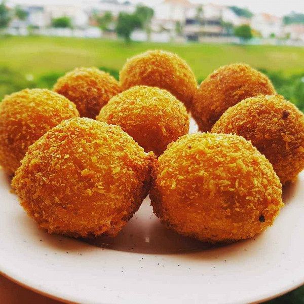 Aloo Aunty (8pc)