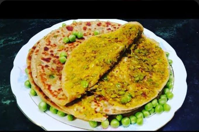 Matar Paratha