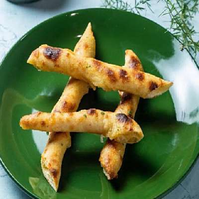Corn &Cheese Twisties