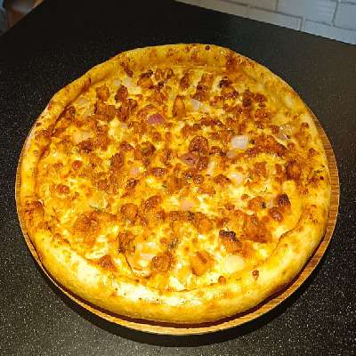 Chicken Makhani Pizza 18''