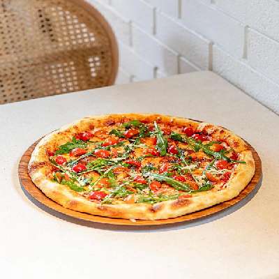 Rocket- The Salad Pizza Pizza 12''