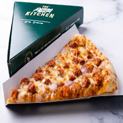 Paneer Makhani Pizza Slice