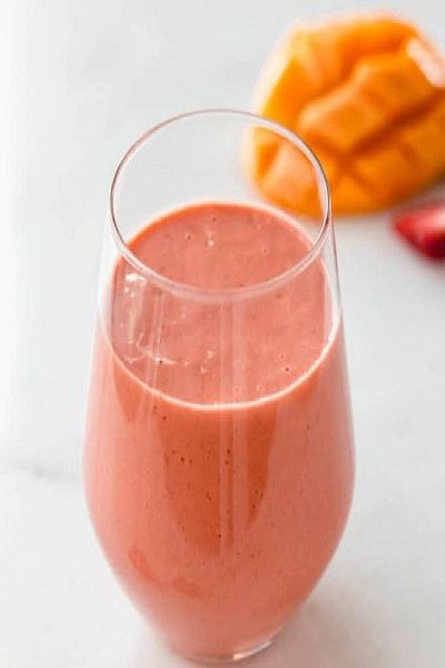 Mango Berry Smoothie
