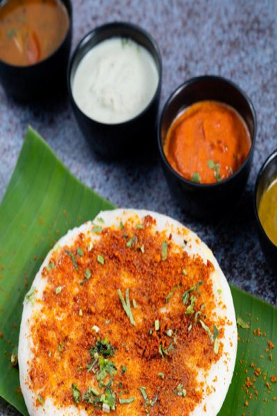 Thatte Idli With Ghee