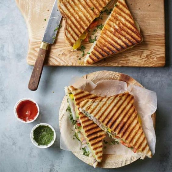 Veg Mayonnaise Sandwich