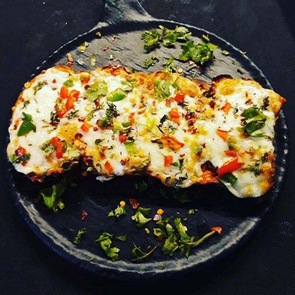 Garlic Cheese Baked Bread