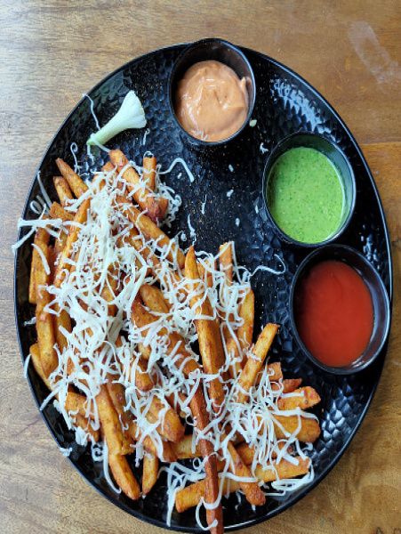 Cheesy Masala Fries